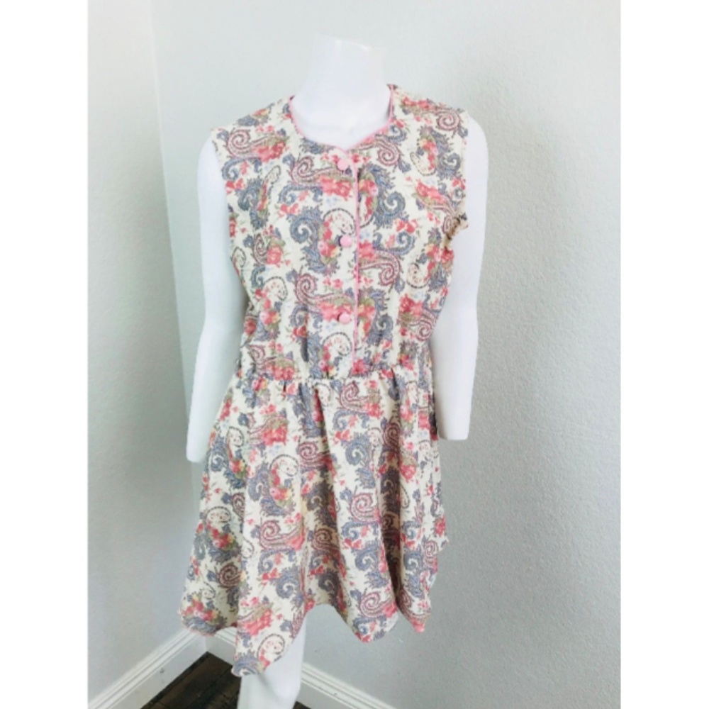 Looks Dress Sz 14 Paisley Sleeveless Flare Button